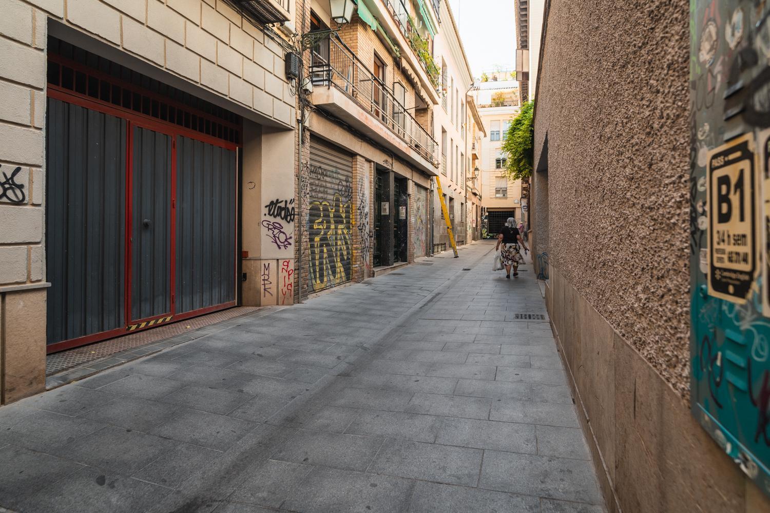 Mano De Hierro - Free Parking Apartment Granada